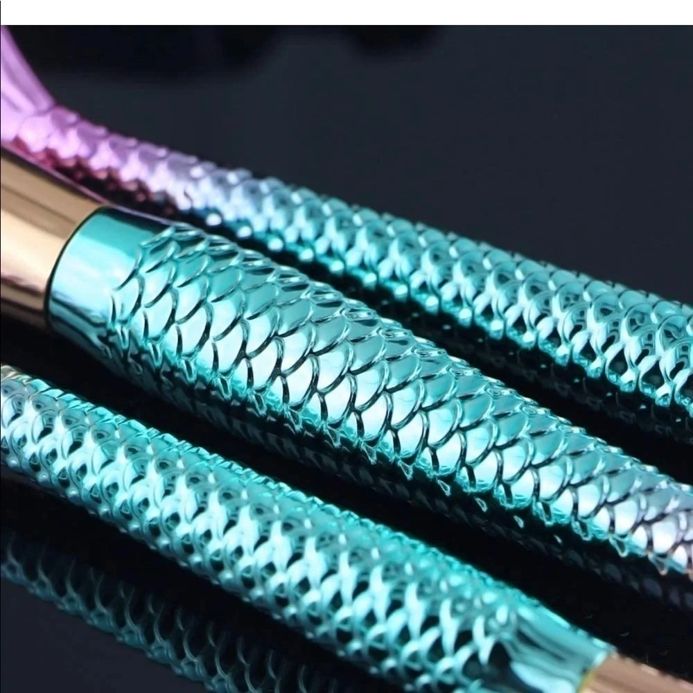 Mermaid Makeup Brushes, soft bristles